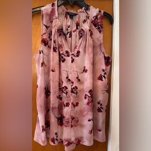 Simply Vera-  Vera Wang Top